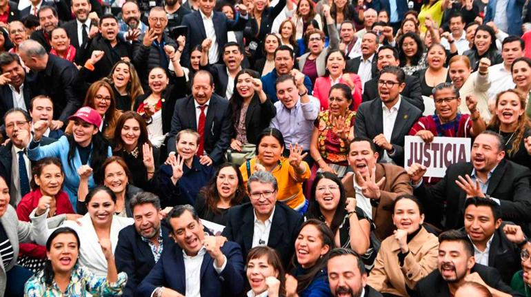 Distribuye Morena ‘la madre de todas las reformas’, cuadernillo para justificar la reforma al PJF