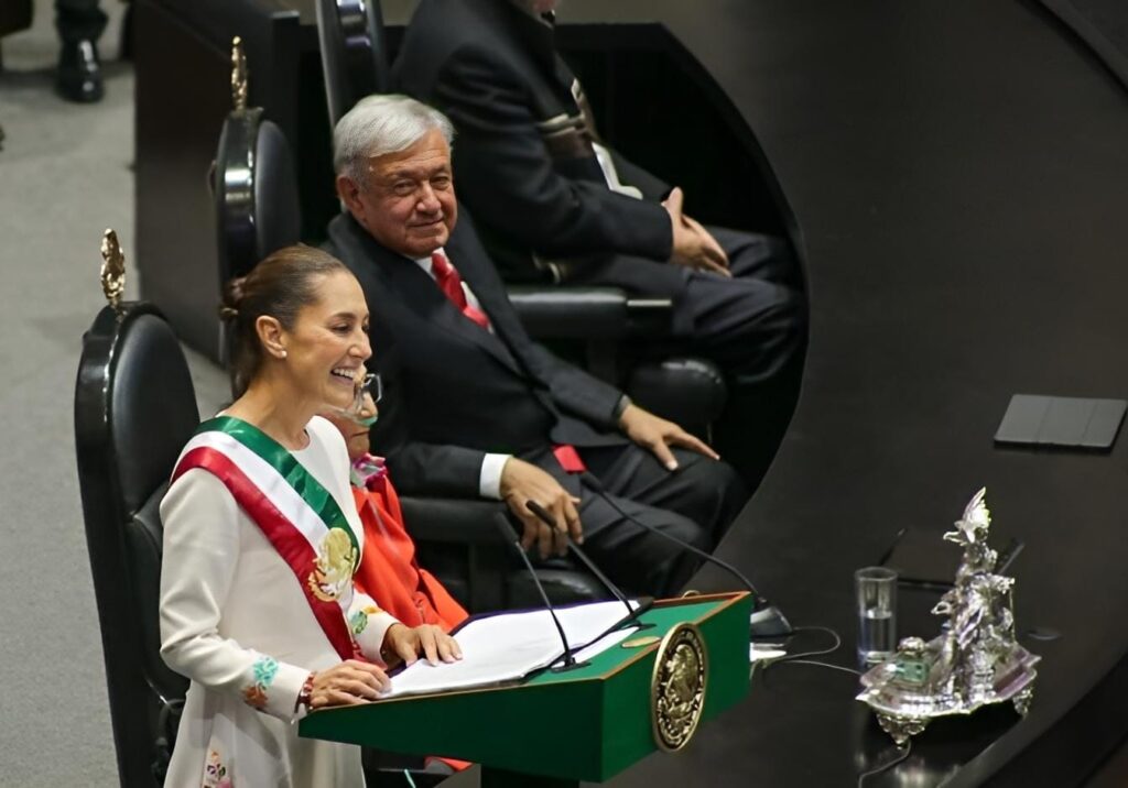 SHEINBAUM, PRIMERA PRESIDENTA, ASUME EL PODER; 61 PALABRAS CAMBIAN LA HISTORIA DE MÉXICO