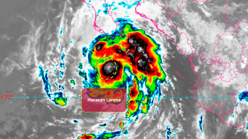 Huracán Lorena cobra fuerza y genera alerta en seis estados del Pacífico mexicano