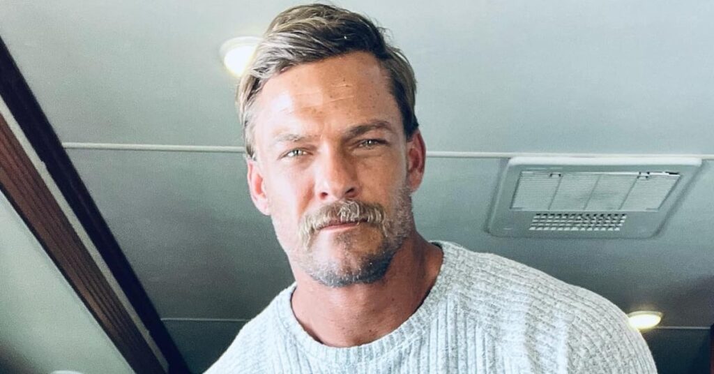 Denuncian agresión física del actor Alan Ritchson contra un vecino en Nashville
