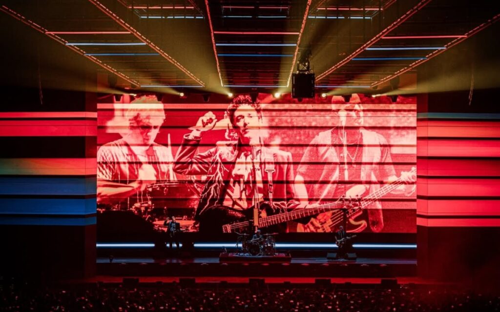 Soda Stereo anuncia gira ‘Ecos’ en México con holograma de Gustavo Cerati