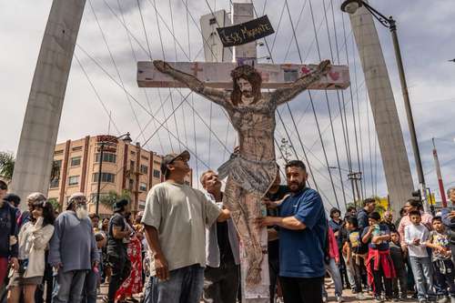 Semana Santa 2026: Viacrucis en reclusorios, quema de Judas con figura del ICE y tradiciones culinarias