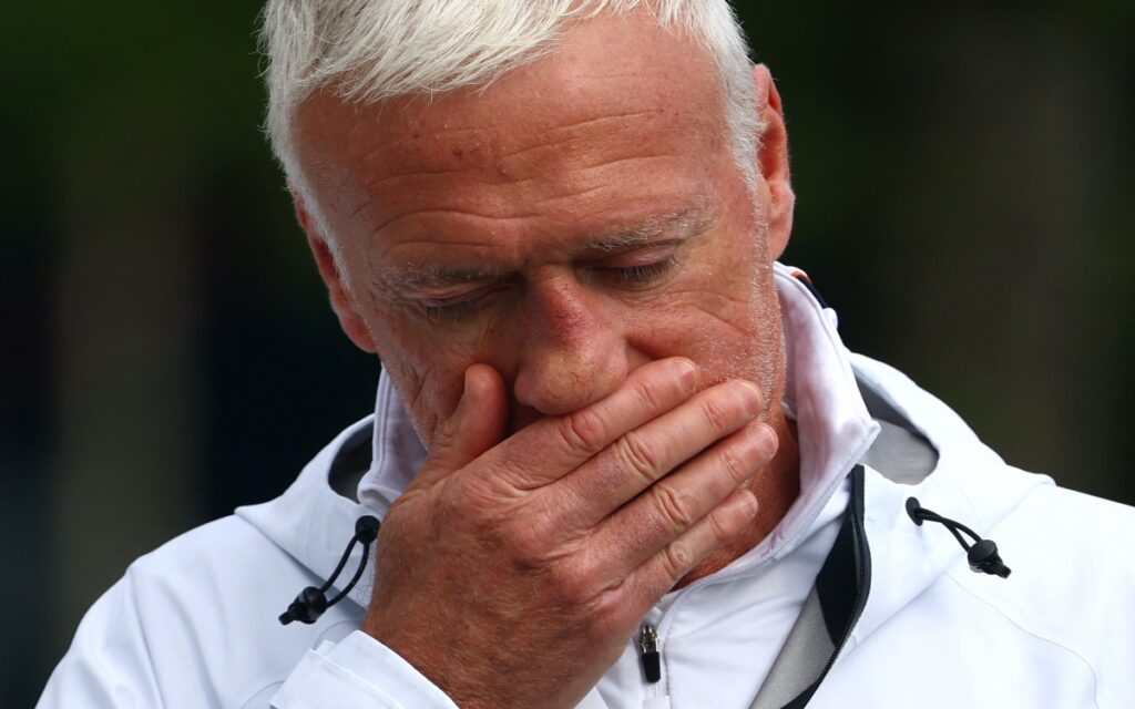 Didier Deschamps regresa a Francia por fallecimiento de su madre y no dirigirá a la selección
